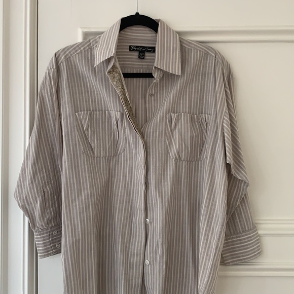 Elizabeth and james button down w sequin detail - Picture 3 of 4